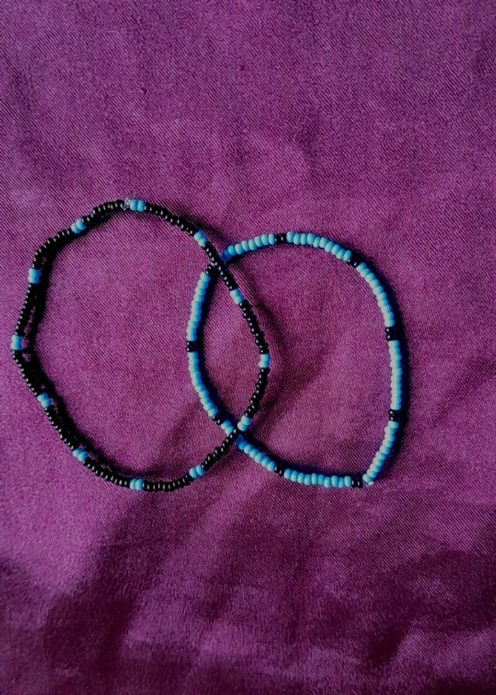 2 Matching Beaded Bracelets