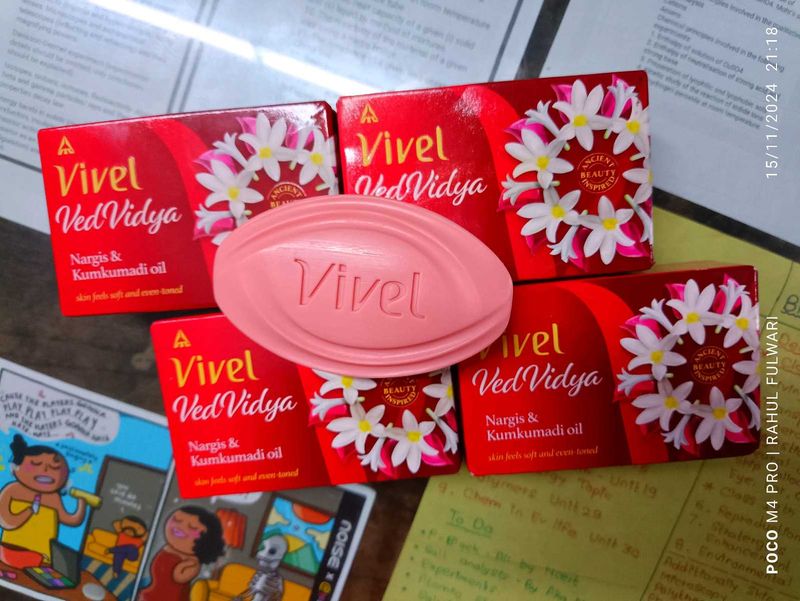 Soap Vivel Ved Vidya With Nargis & Kumkuadi Oil.