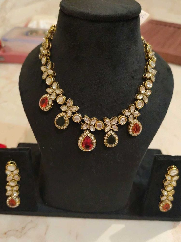 Kundan 05 jewellery sets