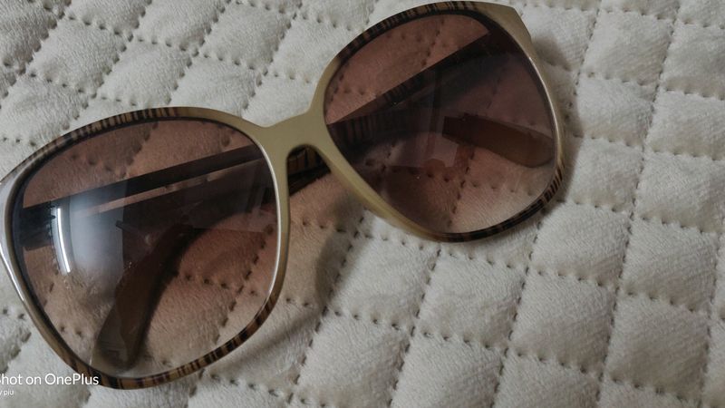 Trendy Brown Shade Sunglasses..Wore Jst 2 Times..