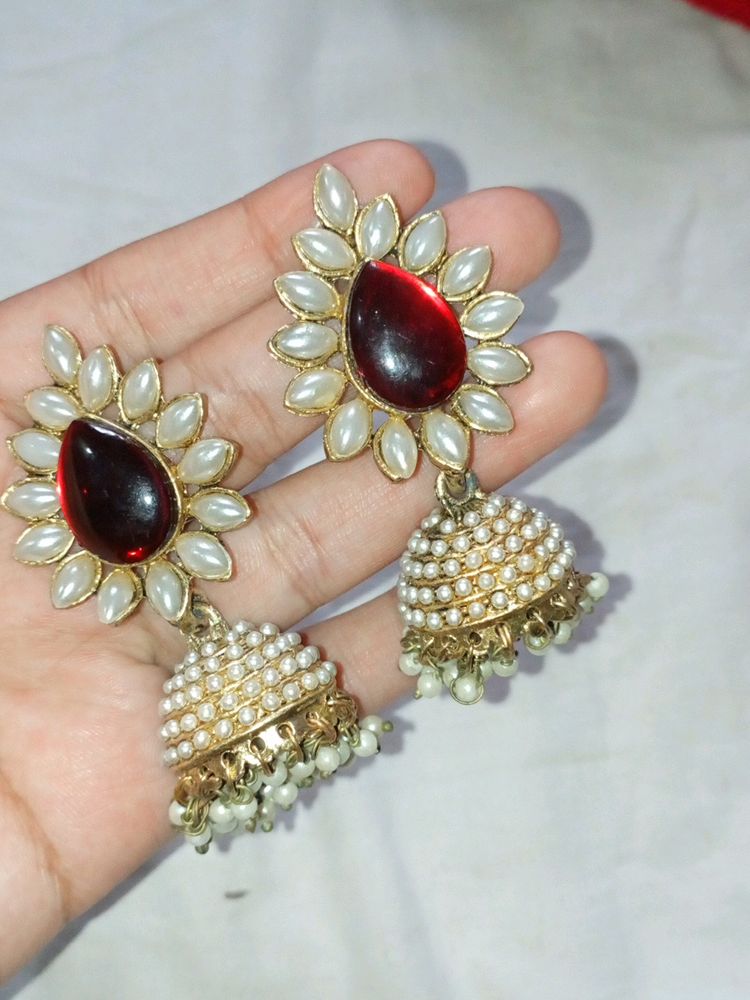 Jhumkas