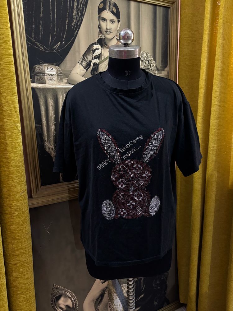 Sarosvki Bunny Print Tee