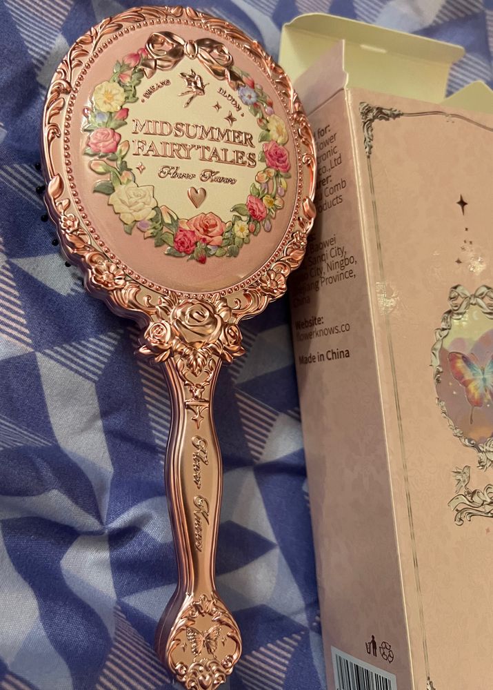 Flower Knows Designer Paddle Hairbrush