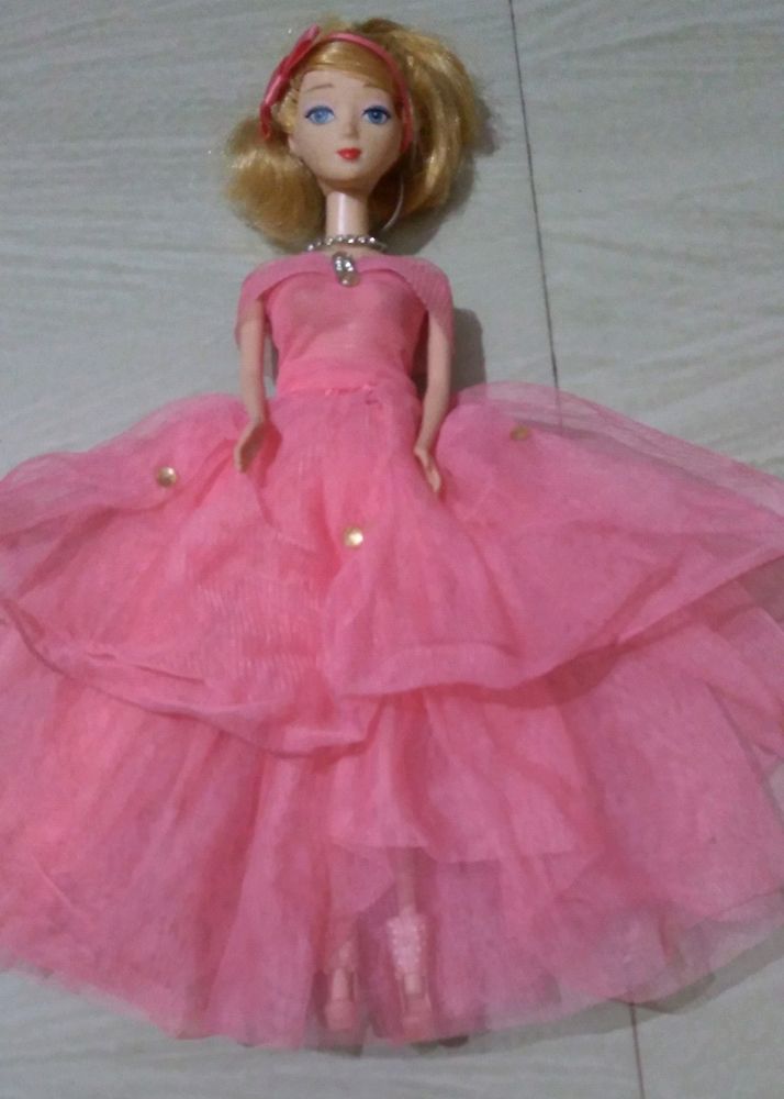 Big Size Princess Barbie Doll From Dubai Mal