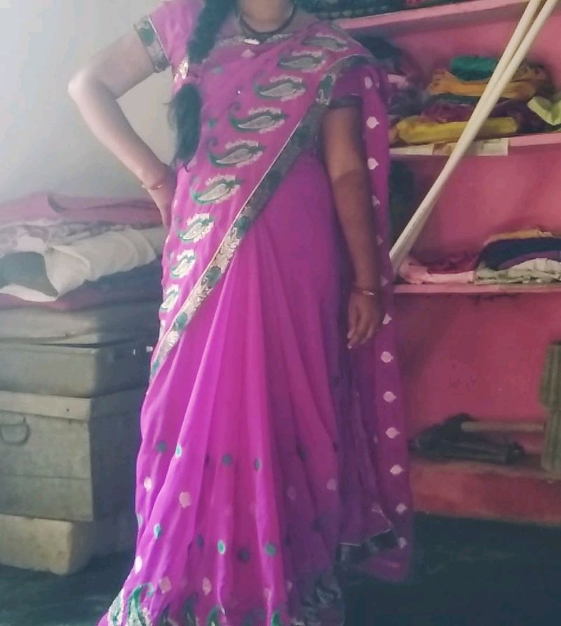 Beutiful Purple Saree Without Blouse