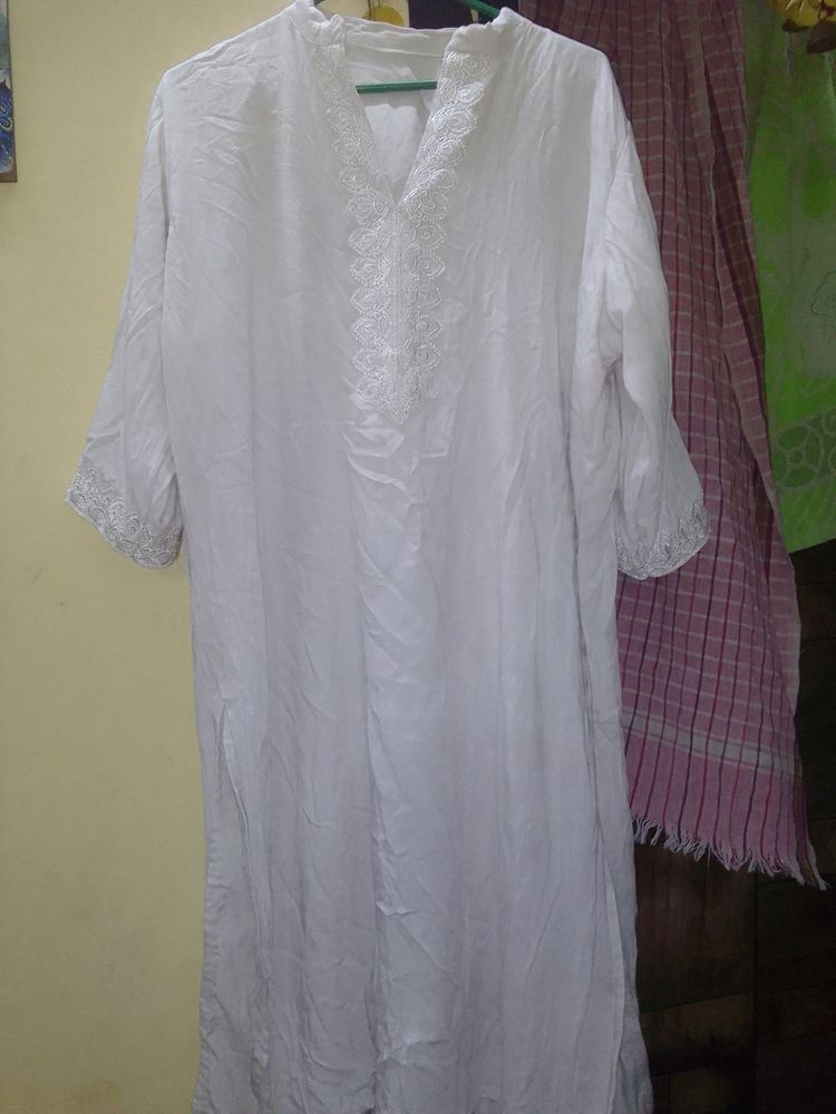 White Kurti