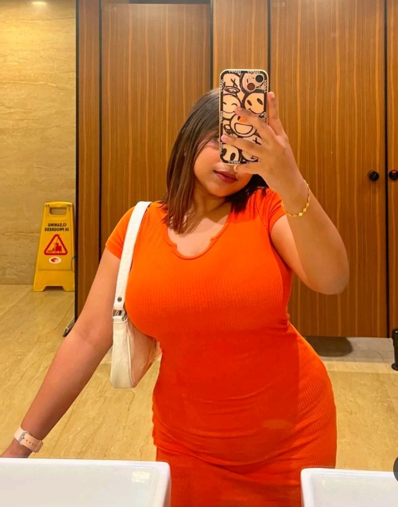 ZARA orange ribbed bodycon dress 🍊