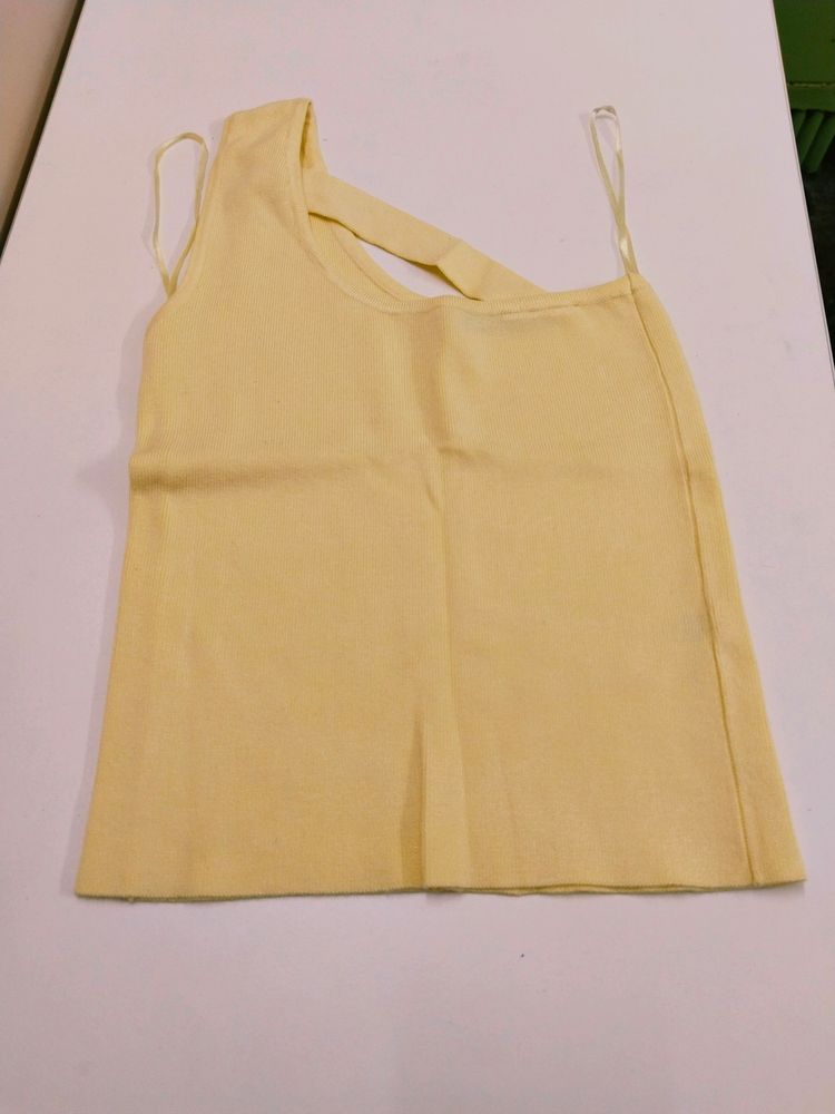 Gorgeous Yellow One Shoulder Zudio Top