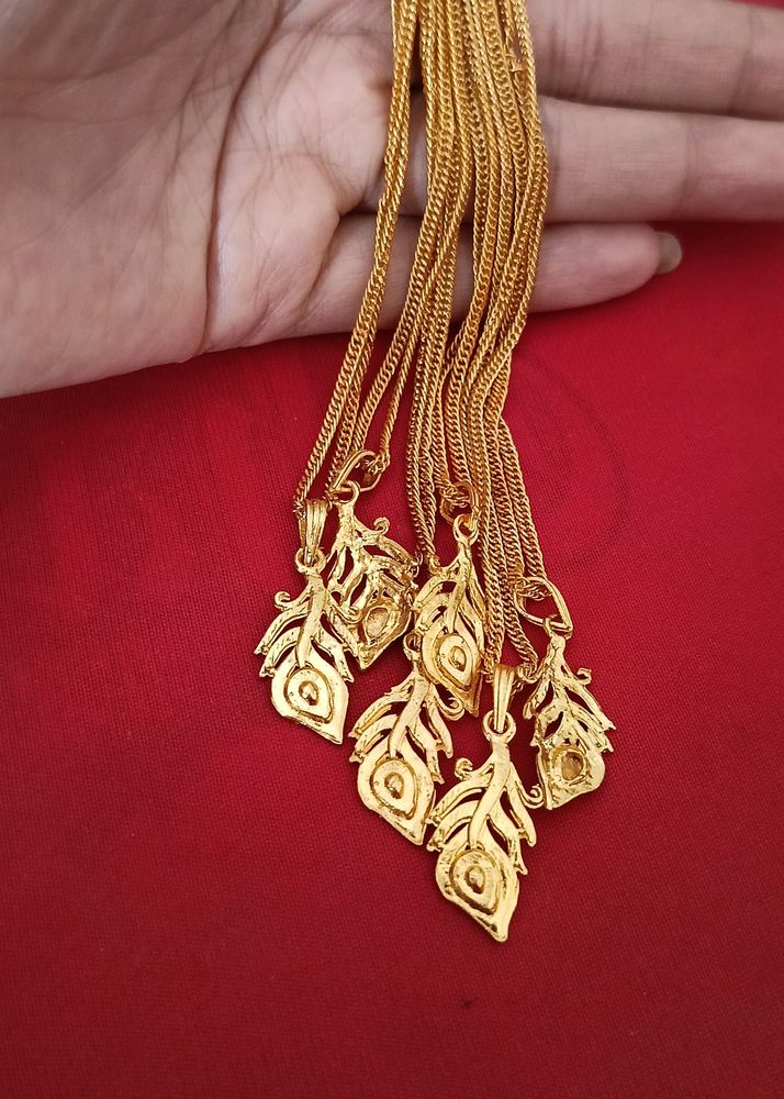 Chain With Pendant