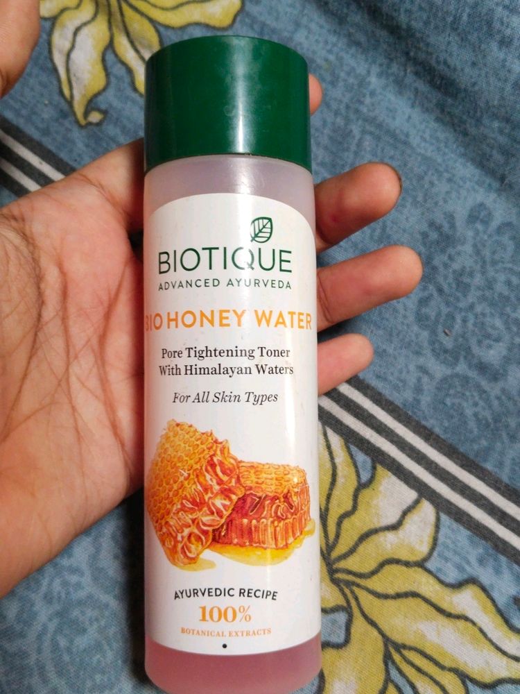 Biotique Bio Honey Water, Plum Cream And Earrings