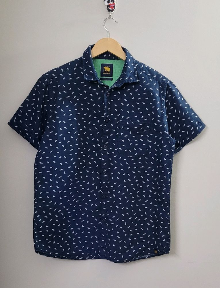 Men Micro Print Shirt With Patch Pocket