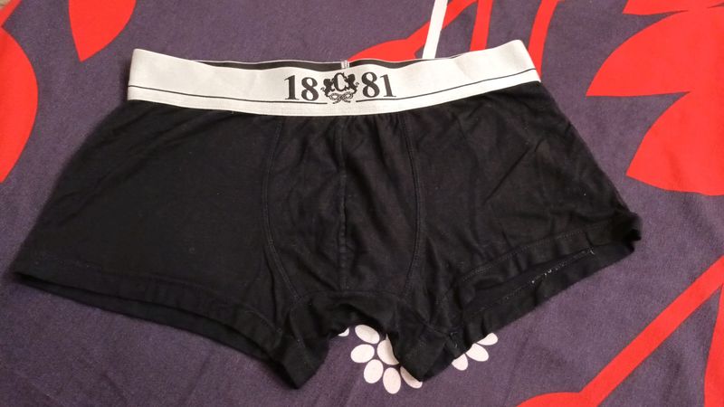 Cotton Undrwear Waist 26 To 28 Can Use