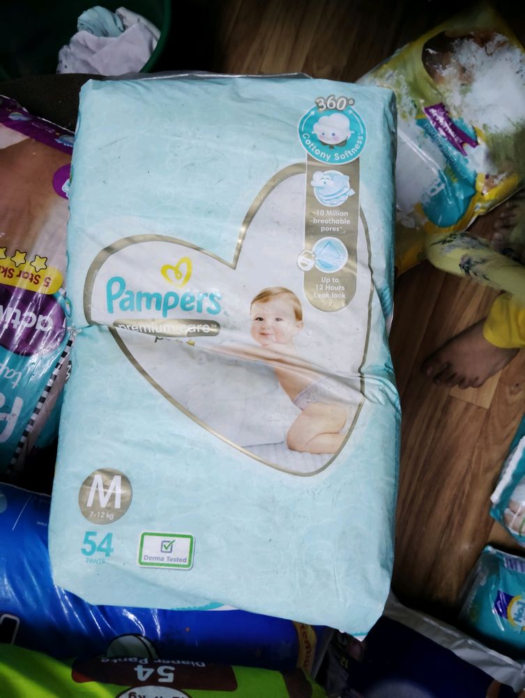 Pampers Premium Care