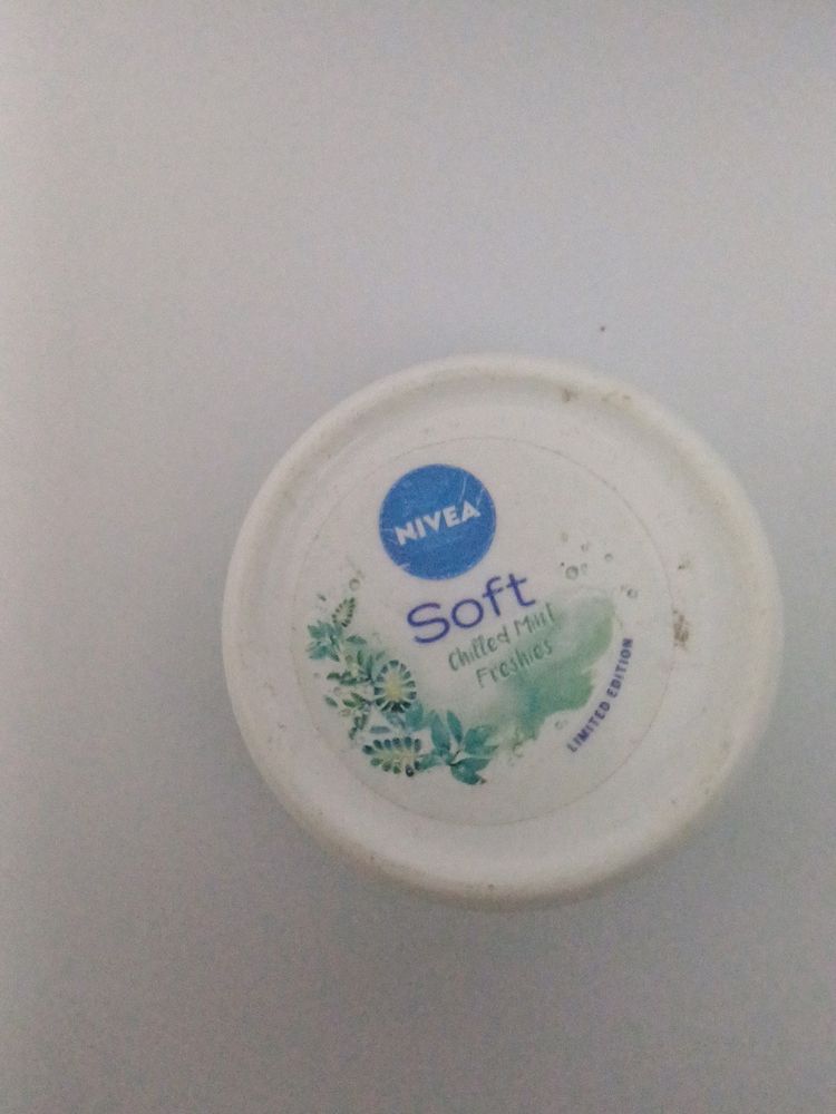 Nivea Soft Chilled Mint Freshies Cream For Face