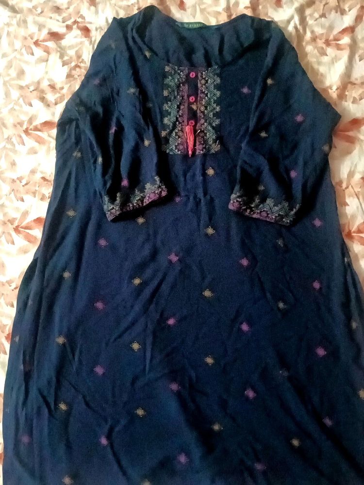 Avaasa Branded Kurta