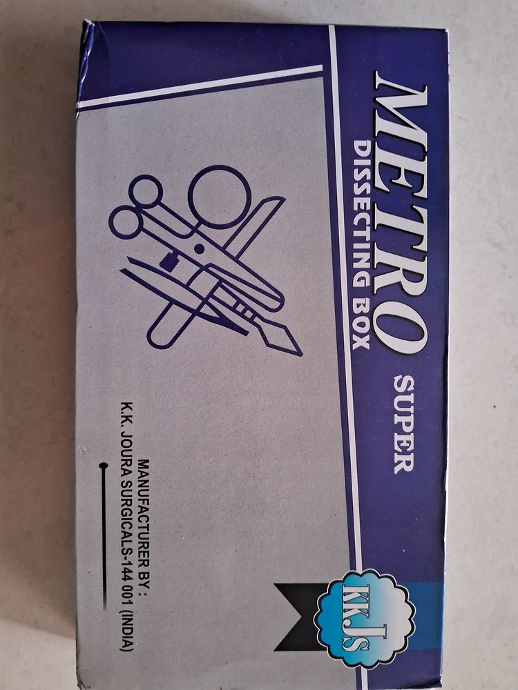 Metro Super Dissection Box