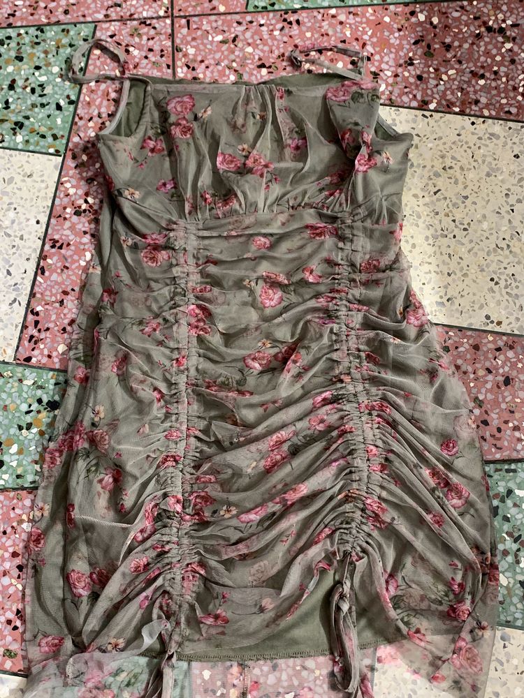 Price Drop‼️Floral Dress🌹