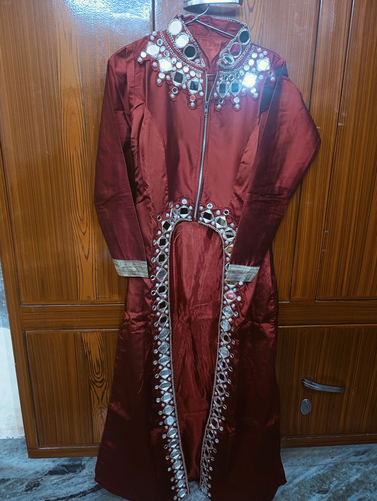 Women Indowesten Dress Maroon With Golden Colour