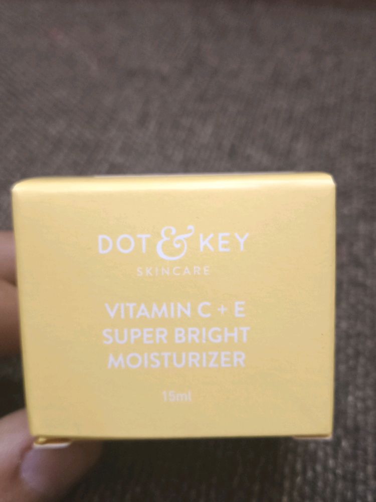 Vitamin C + E Super Bright Moisturizer