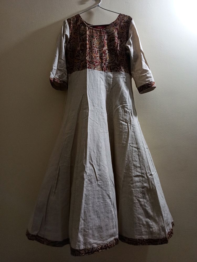 anvii Kurta - Size S