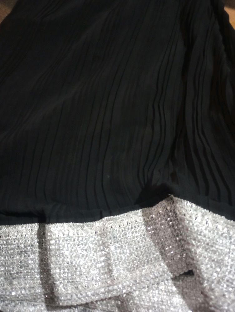 Pretty Black Skirt In Coins 4000