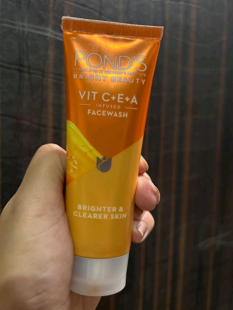 New Launch Ponds Facewash