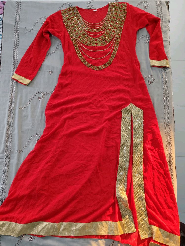 Aline Front Slit Embroided Kurta