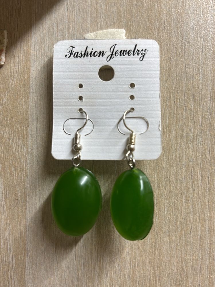 Earings Green Resin