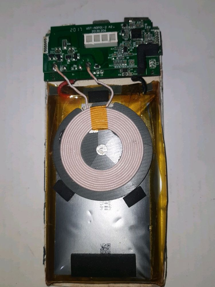 wireless power bank Working Condition