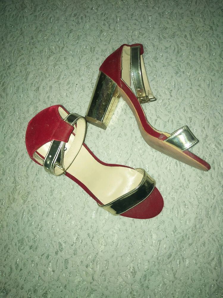 Imported Red And Gold Heels Size 38