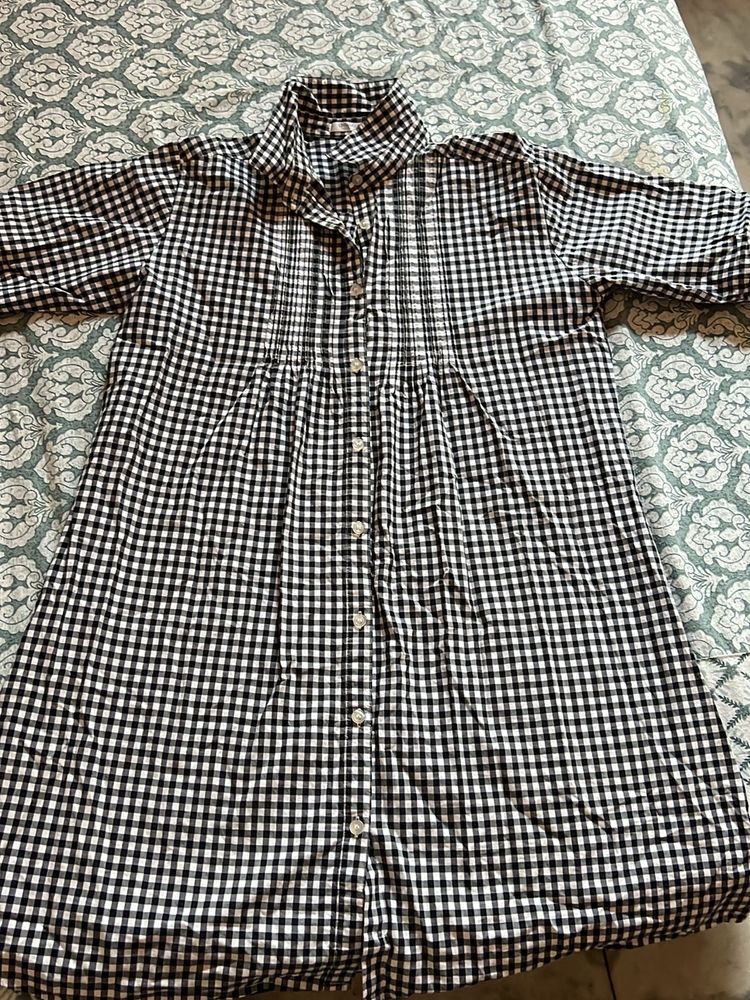 Long checked shirt