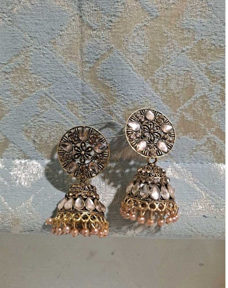 Jhumkas