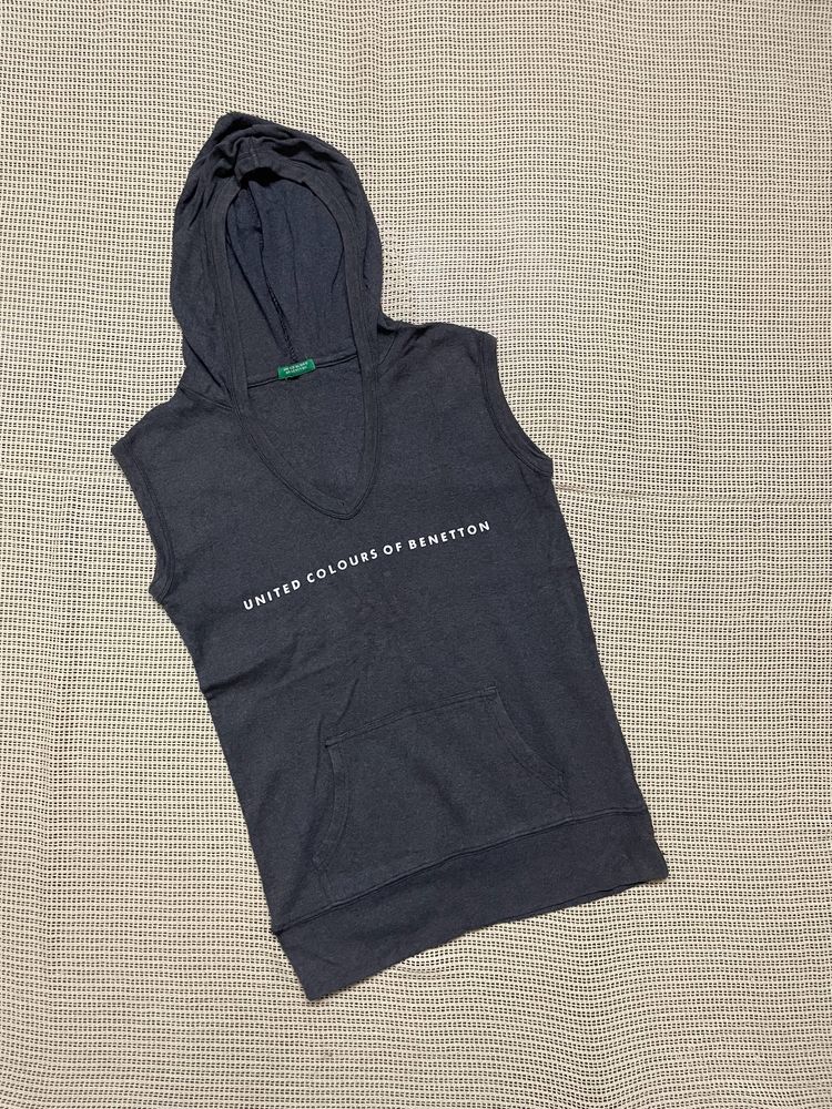 Sleeveless Hoodie