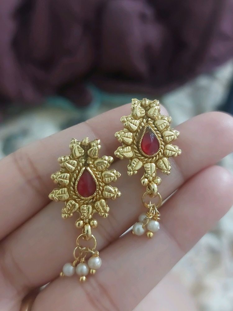 Golden & Red Jhumka