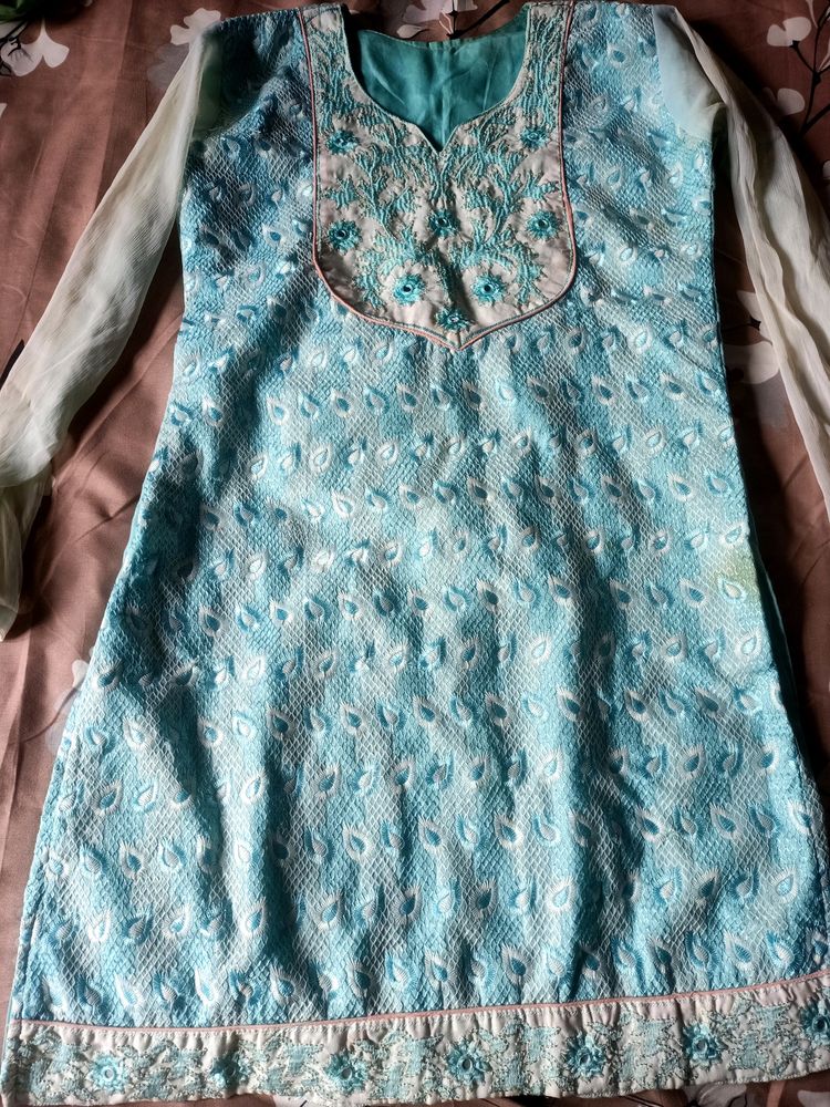 Light Blue 🔵 Kurti....