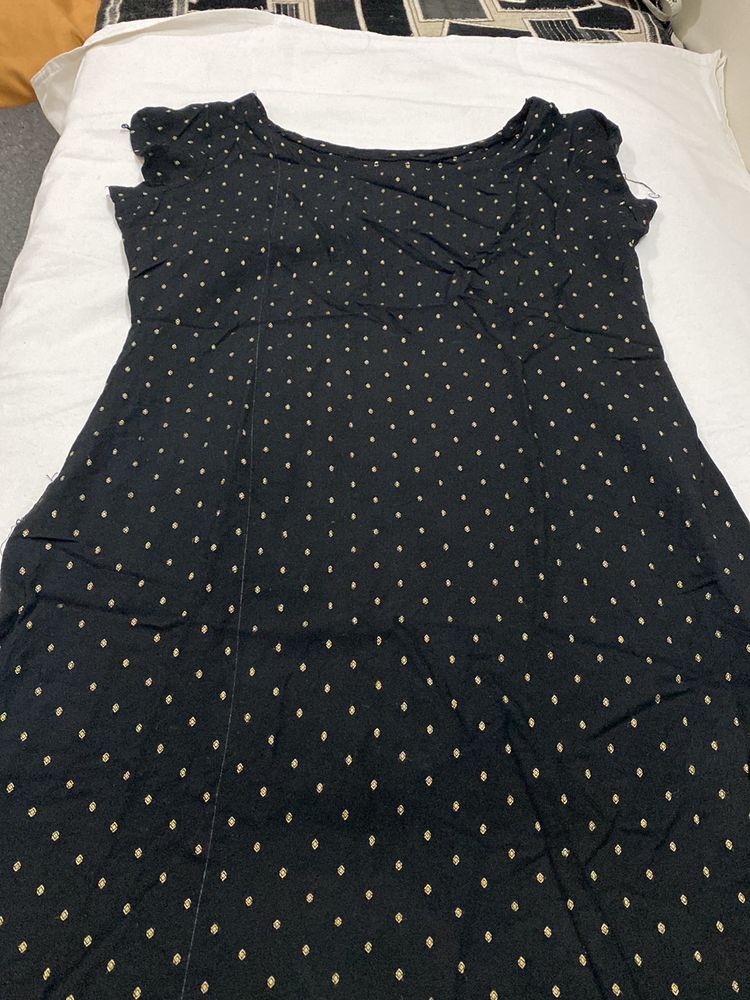 Short Black Kurti With Golden Print