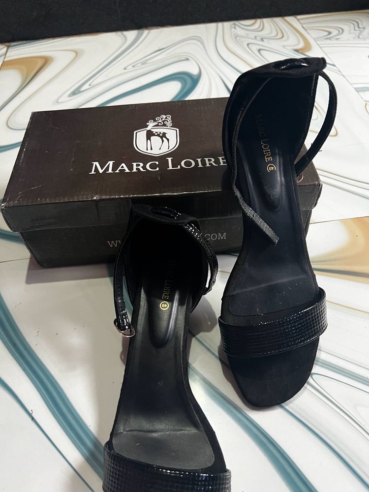 Marc Loire Black Heels