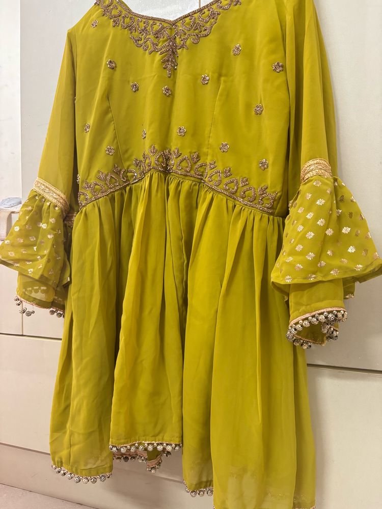 Sharar Set With Dupatta