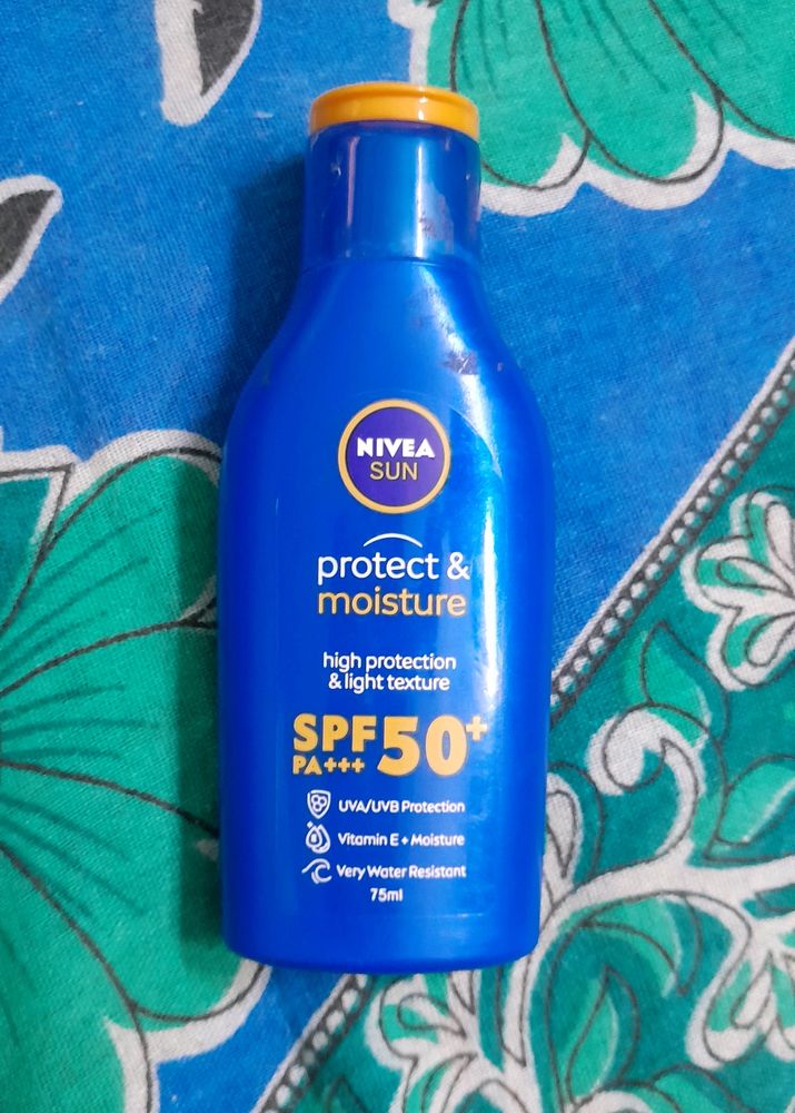 Nivea Sunscreen Lotion SPF 50