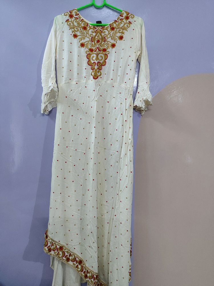 Pretty Cream Anarkali Cotton Kurta