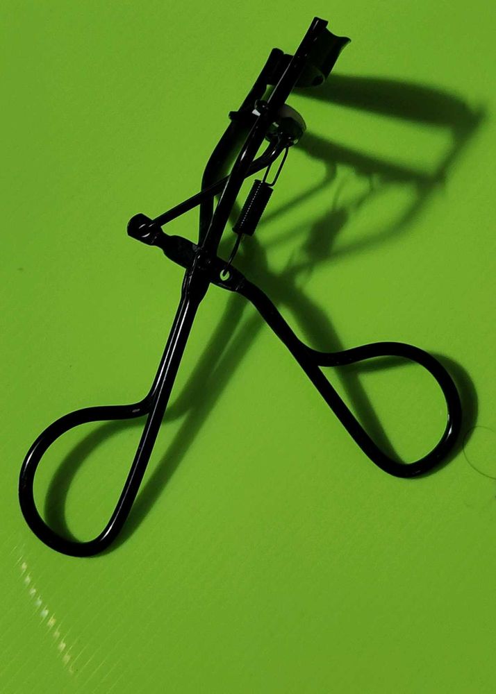 Eyelash Curler