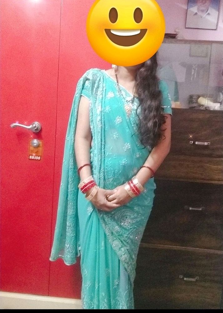 Saree With Blouse