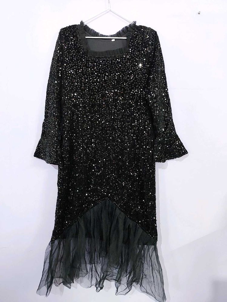 Black Sequined Party Dress