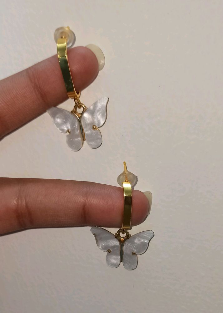 Butterfly 🦋 🤍 Earrings @❗₹29