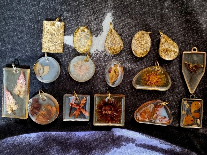 16 Resin Locket/ Pendants