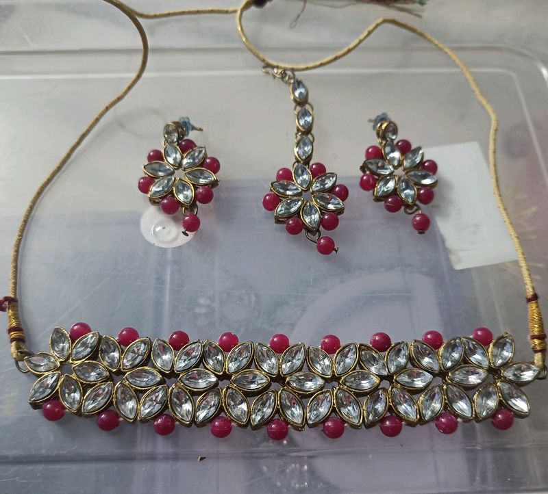 Kundan Choker Set