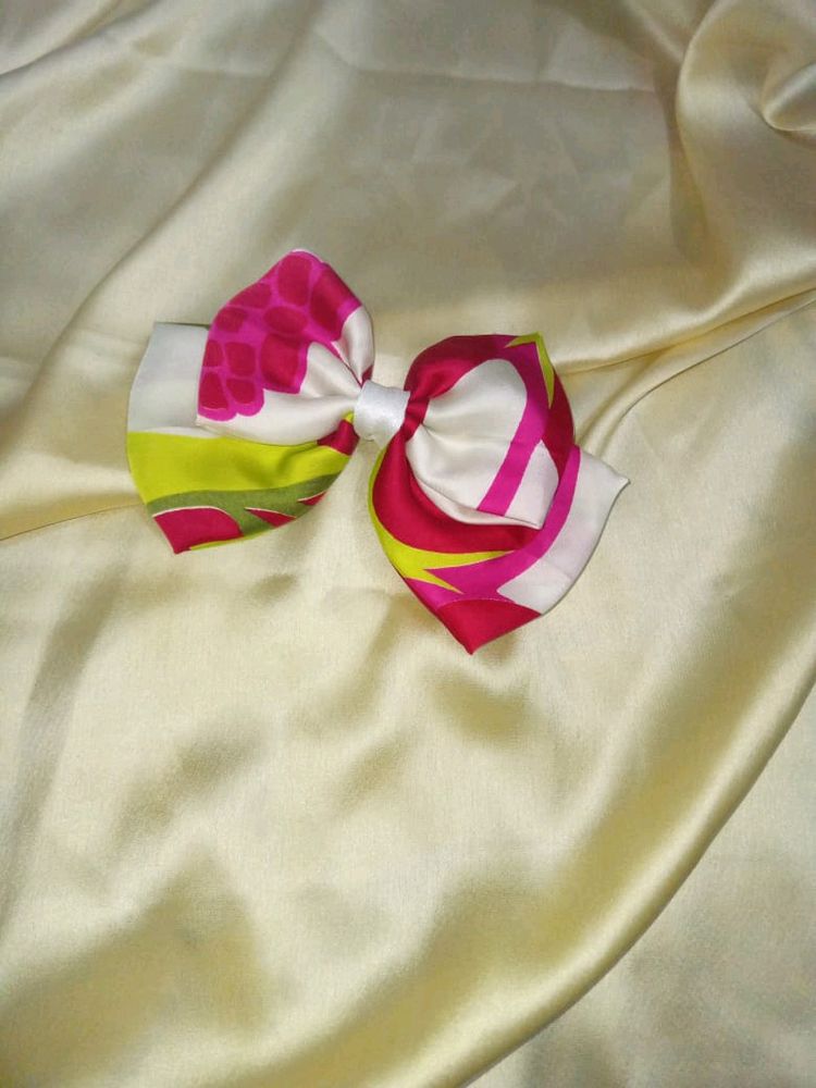 Printed Satin Bow Clip