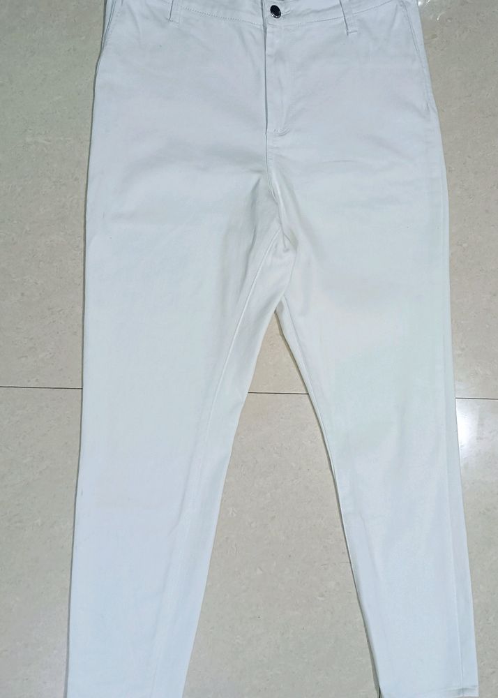 Trendy Women Denim Straight Fit Jeans White