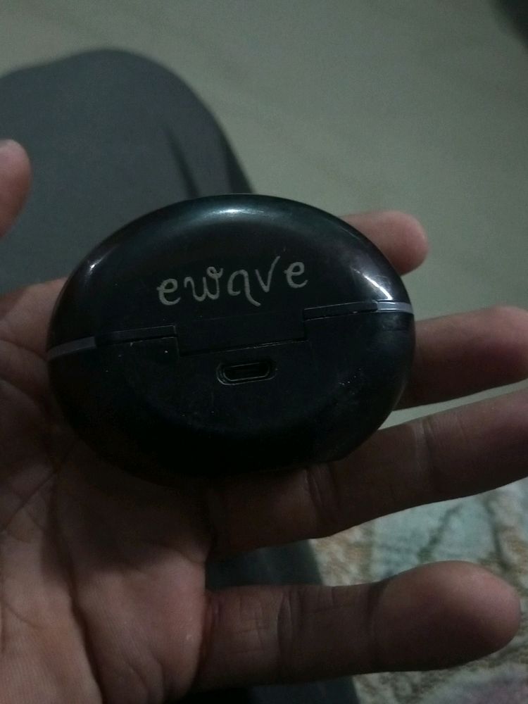 Ewave Earbuds Just Like New And Work Condition