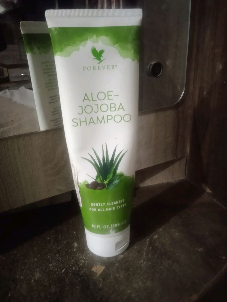 Forever Aloe jojoba Shampoo